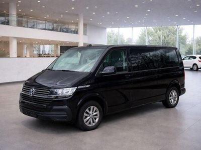 Gebraucht VW Caravelle Comfortline 150 PS (110 kW) 2021 Deep black perleffekt Van / Kleinbus
