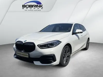 Gebraucht BMW 118 Sport Line 136 PS (100 kW) 2022 Weiß Kleinwagen