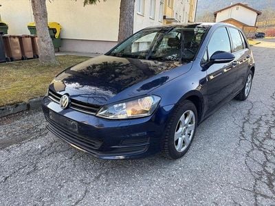 Gebraucht VW Golf VII Comfortline 105 PS (77 kW) 2013 Blau Limousine
