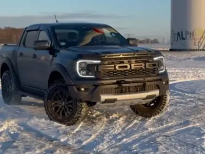 Gebraucht Ford Ranger 398 PS (292 kW) 2025 Schwarz Pickup