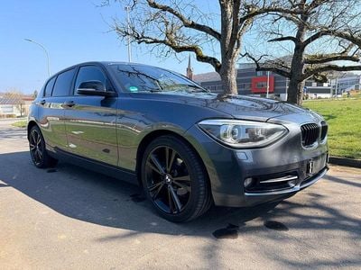 Gebraucht BMW 118 Sport Line 143 PS (105 kW) 2014 Grau Kleinwagen