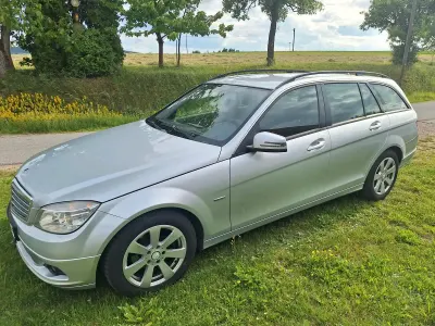Gebraucht Mercedes C200 136 PS (100 kW) 2010 Silber Kombi