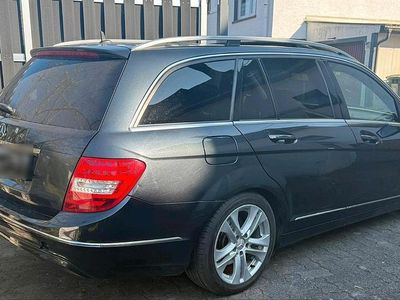 Gebraucht Mercedes C220 170 PS (125 kW) 2012 Schwarz Kombi
