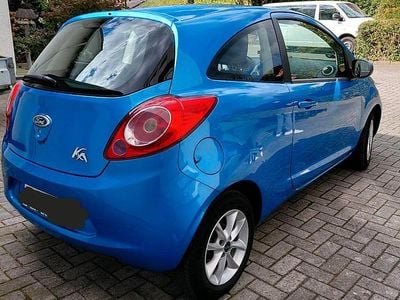 Gebraucht Ford Ka 69 PS (50 kW) 2013 Blau Kleinwagen
