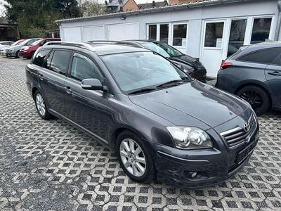 Gebraucht Toyota Avensis Edition 129 PS (94 kW) 2006 Grey metallic Kombi