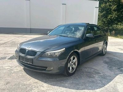 BMW 523