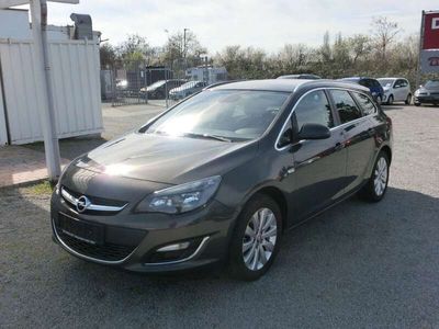 gebraucht Opel Astra 1.6CDTI DPF ecoFLEX Sports Tourer Exklusive