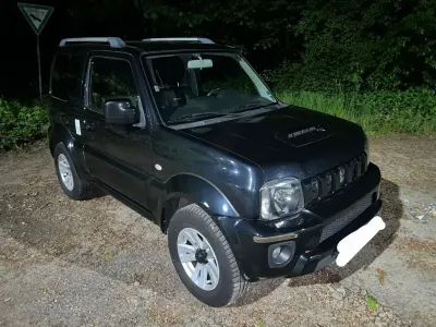 Usata Suzuki Jimny Style 86 CV (63 kW) 2014 Grigio SUV