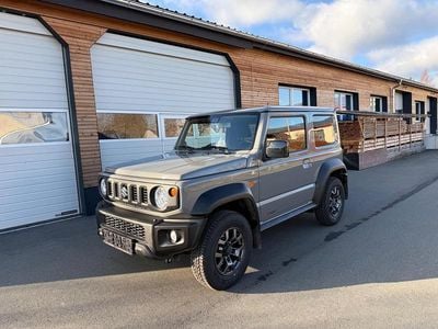 Grau Gebraucht 2018 Suzuki Jimny Comfort+ SUV | 26.500 € (Fairer Preis)