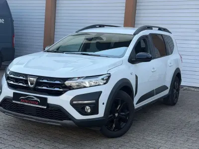 Gebraucht Dacia Jogger Extreme 101 PS (74 kW) 2022 Weiß Van / Kleinbus