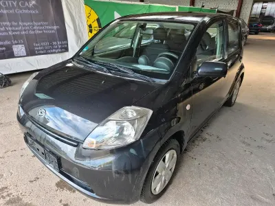 Gebraucht Daihatsu Sirion 87 PS (63 kW) 2005 Schwarz Kleinwagen