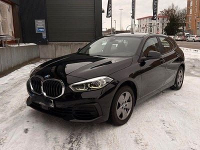 Gebraucht BMW 116 Advantage 109 PS (80 kW) 2022 Schwarz Kleinwagen