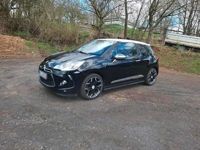 Gebraucht Citroën DS3 Sport Chic 155 PS (114 kW) 2012 Schwarz Kleinwagen