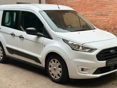 Gebraucht Ford Transit Connect 101 PS (74 kW) 2018 Weiß Van / Kleinbus