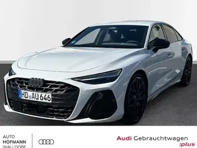 Gebraucht Audi A6 Sport 204 PS (150 kW) 2025 Gletscherweiß metallic Limousine