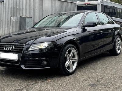 Schwarz Gebraucht 2011 Audi A4 Limousine | 8.800 € (Fairer Preis)