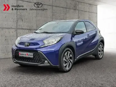 Neu Toyota Aygo 72 PS (52 kW) 2025 Blau