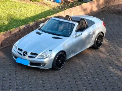 Gebraucht Mercedes SLK200 2LOOK Edition 184 PS (135 kW) 2009 Silber Cabrio