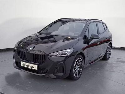 Gebraucht BMW 220 Active Tourer M Sport 150 PS (110 kW) 2025 Schwarz Van / Kleinbus