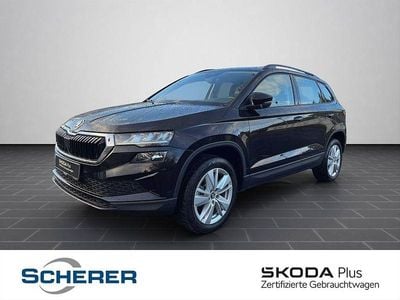 Black magic perleffekt (metallic) Gebraucht 2025 Skoda Karoq Selection SUV | 30.480 € (Guter Preis)