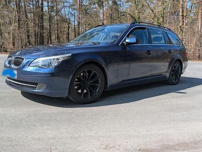 Second-hand BMW 530 235 CP (172 kW) 2007 Albastru Break