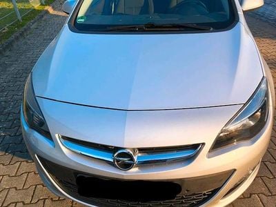 Gebraucht Opel Astra Style 140 PS (102 kW) 2015 Silber Limousine