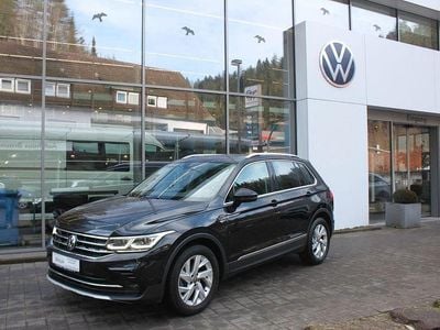Schwarz Gebraucht 2022 VW Tiguan Elegance SUV | 29.990 € (Guter Preis)
