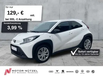 Neu Toyota Aygo X Business Edition 72 PS (52 kW) 2025 Super white 2 SUV