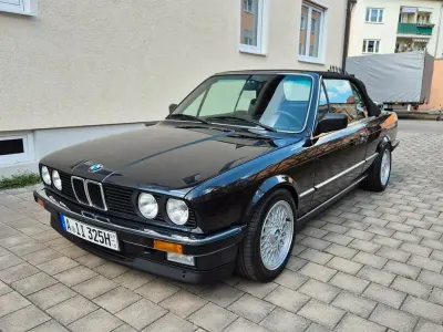 Gebraucht BMW 325 Cabriolet Sport Line 171 PS (125 kW) 1986 Schwarz Cabrio