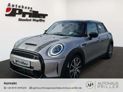 Gebraucht Mini Cooper S Classic 178 PS (130 kW) 2022 Grau Kleinwagen