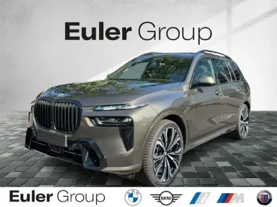 Gebraucht BMW X7 M Sport 381 PS (280 kW) 2024 Grau SUV