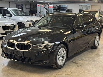 Gebraucht BMW 330e Sport Line 184 PS (135 kW) 2022 Schwarz Kombi