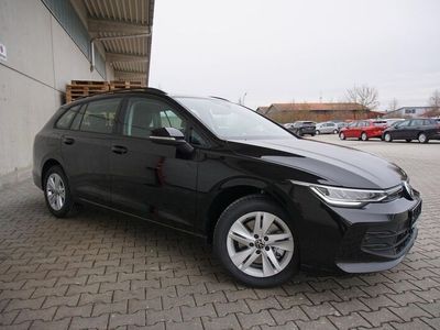 Grenadillschwarz metallic Gebraucht 2024 VW Golf VIII Kombi | 29.995 € (Teuer)