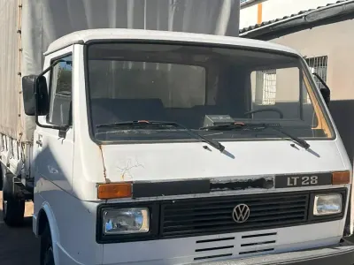 Brugt VW LT 75 HK (55 kW) 1985 Hvid MPV