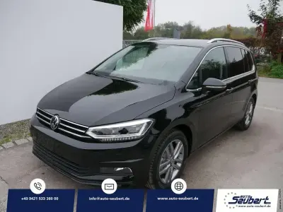 Neu VW Touran Comfortline 150 PS (110 kW) 2025 Grenadilla schwarz metallic Van / Kleinbus