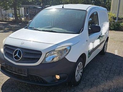 Mercedes Citan 109