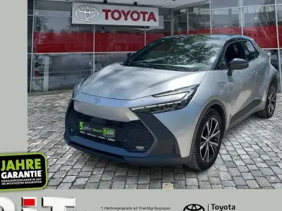 Gebraucht Toyota C-HR Team 197 PS (144 kW) 2024 Silver metallic / black SUV