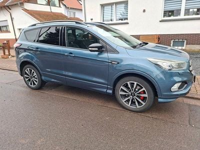 Gebraucht Ford Kuga ST-Line 150 PS (110 kW) 2019 Blau SUV
