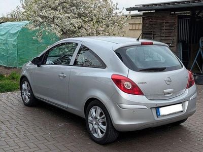 Gebraucht Opel Corsa 75 PS (55 kW) 2007 Silber Kleinwagen