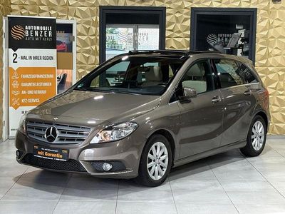 Gebraucht Mercedes B200 156 PS (114 kW) 2013 Grau Van / Kleinbus