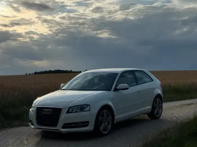 Gebraucht Audi A3 S-Line 140 PS (102 kW) 2011 Weiß Kleinwagen