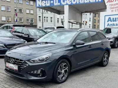 Gebraucht Hyundai i30 Edition 30 120 PS (88 kW) 2022 Grau Kombi
