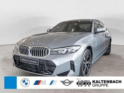 BMW 330e
