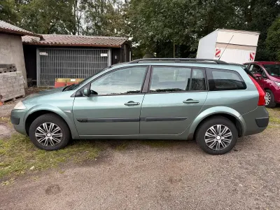 Gebraucht Renault Mégane GrandTour 113 PS (83 kW) 2003 Kombi