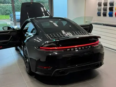 Brugt Porsche 992 Black Edition 480 HK (353 kW) 2025 Sort Coupe