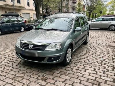 Gebraucht Dacia Logan 85 PS (62 kW) 2009 Silber Kombi