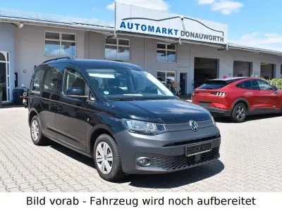 Gebraucht VW Caddy 122 PS (89 kW) 2022 Schwarz Van / Kleinbus