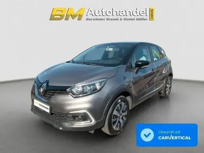 Second-hand Renault Captur Intens 90 CP (66 kW) 2018 Negru SUV