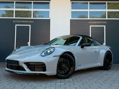 Gebraucht Porsche 911 Carrera 4 GTS Targa Chrono 480 PS (353 kW) 2024 Grau Cabrio