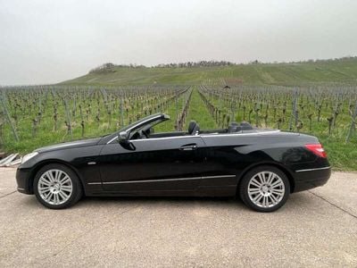 Mercedes E200